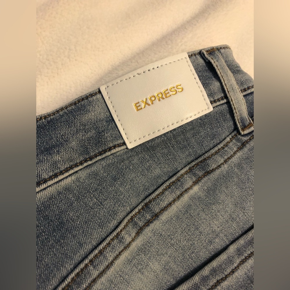 High Rise Boot Cut Jeans - Picture 3 of 7